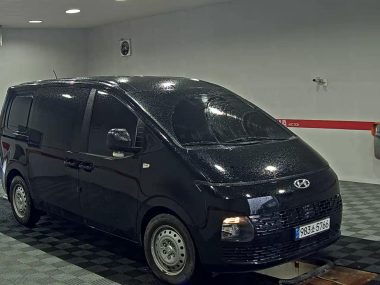 HYUNDAI STARIA 2.2 DIESEL CARGO 5-SEATER SMART — фото 2