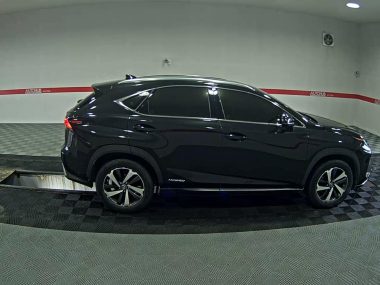 LEXUS NX 300h — фото 3