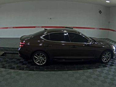 GENESIS THE NEW G70 GASOLINE 2.0T 2WD BASE MODEL — фото 3