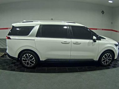 KIA NEW CARNIVAL (KA4) 9-SEATER DIESEL PRESTIGE — фото 3