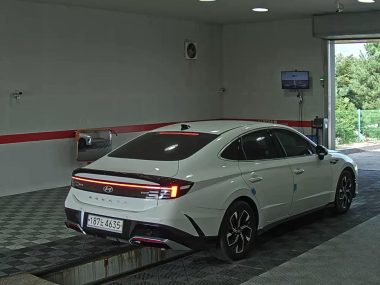 HYUNDAI SONATA THE EDGE GASOLINE 2.0 PREMIUM — фото 4