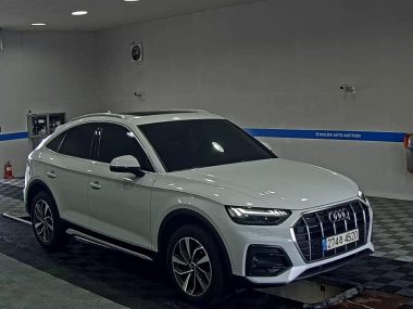 AUDI Q5 (2ND GEN) 40 TDI QUATTRO SPORTBACK — фото 2