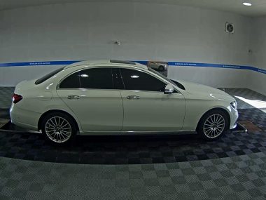 MERCEDES-BENZ E-CLASS (5TH GEN) E250 EXCLUSIVE — фото 3