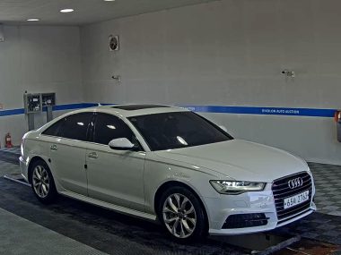 AUDI A6 (4TH GEN) 40 TFSI — фото 2