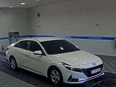 HYUNDAI AVANTE (CN7) 1.6 GASOLINE MODERN — фото 2