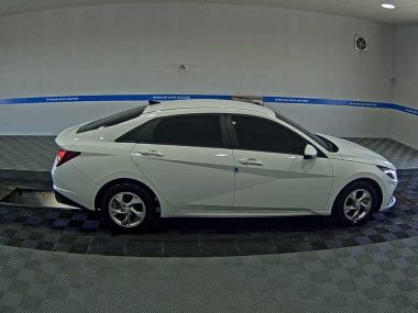 HYUNDAI AVANTE (CN7) 1.6 GASOLINE MODERN — фото 3