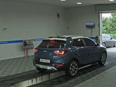KIA STONIC 1.4 GASOLINE PRESTIGE — фото 4