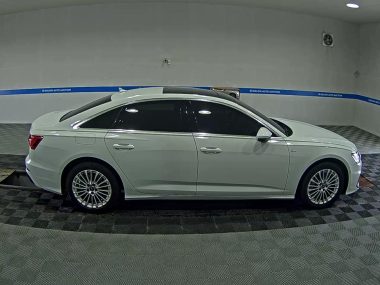 AUDI A6 (5TH GEN) 45 TFSI PREMIUM — фото 3