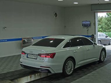 AUDI A6 (5TH GEN) 45 TFSI PREMIUM — фото 4