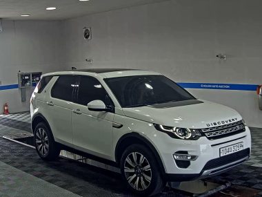LAND ROVER DISCOVERY SPORT 2.0 TD4 HSE LUXURY — фото 2