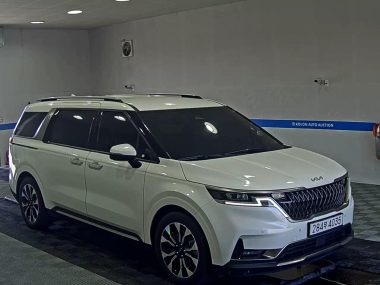 KIA THE NEW CARNIVAL (KA4) 9-SEATER DIESEL NOBLESSE — фото 2