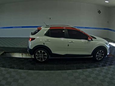 KIA STONIC 1.4 GASOLINE TRENDY — фото 3