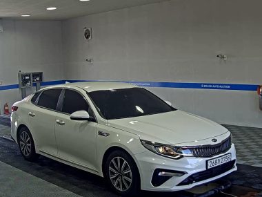 KIA NEW NEW K5 2.0 GASOLINE PRESTIGE — фото 2