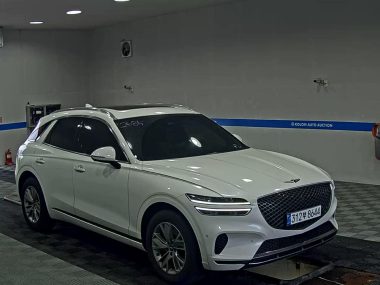 GENESIS GV70 2.5T 2WD BASE MODEL — фото 2