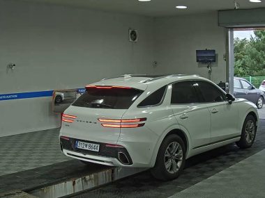 GENESIS GV70 2.5T 2WD BASE MODEL — фото 4