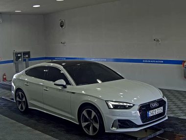 AUDI A5 (2ND GEN) 40TFSI QUATTRO SPORTBACK — фото 2