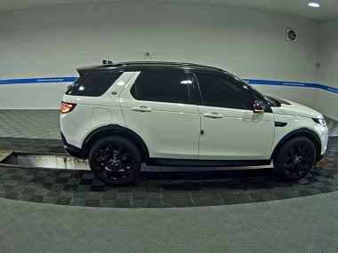 LAND ROVER DISCOVERY SPORT 2.0 P250 SE — фото 3