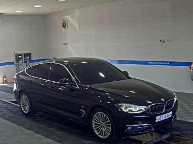 BMW GRAN TURISMO (GT) 3 SERIES GT 320d LUXURY LINE — фото 2