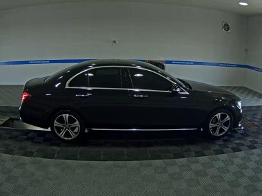 MERCEDES-BENZ E-CLASS (5TH GEN) E300 AVANTGARDE — фото 3