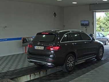 MERCEDES-BENZ GLC-CLASS GLC 300e 4MATIC — фото 4