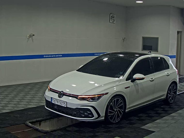 VOLKSWAGEN GOLF (8TH GEN) 2.0 GTI