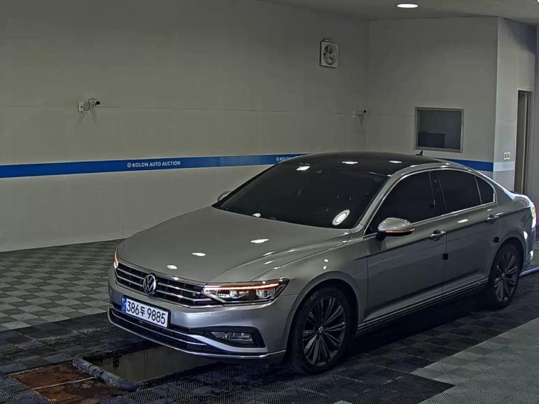 VOLKSWAGEN PASSAT GT (8TH GEN) 2.0 TDI 4MOTION PRESTIGE