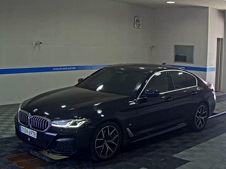 BMW 5 SERIES (7TH GEN) 530i xDRIVE M SPORT PACK