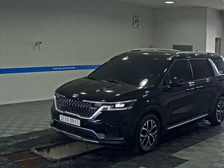 KIA NEW CARNIVAL (KA4) 9-SEATER DIESEL NOBLESSE