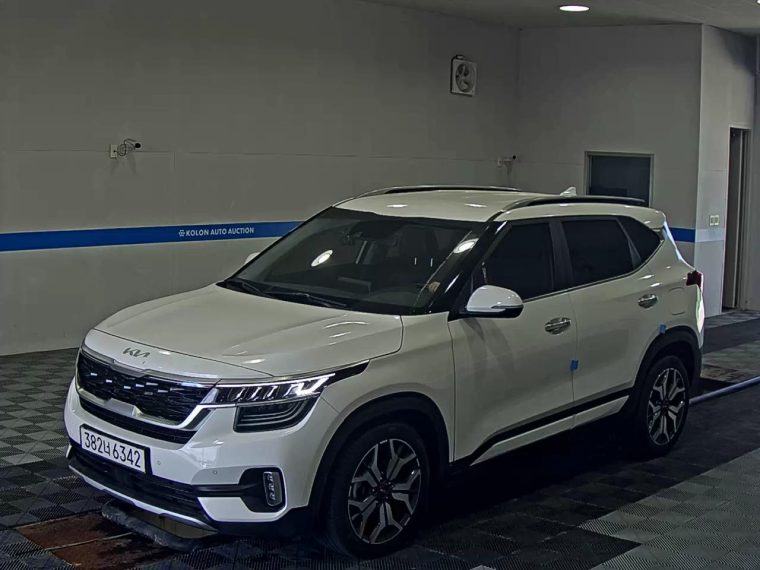 KIA SELTOS 1.6 GASOLINE 2WD SIGNATURE