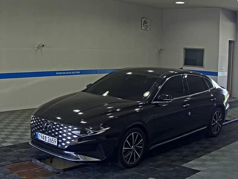 HYUNDAI THE NEW GRANDEUR IG GASOLINE 2.5 LE BLANC