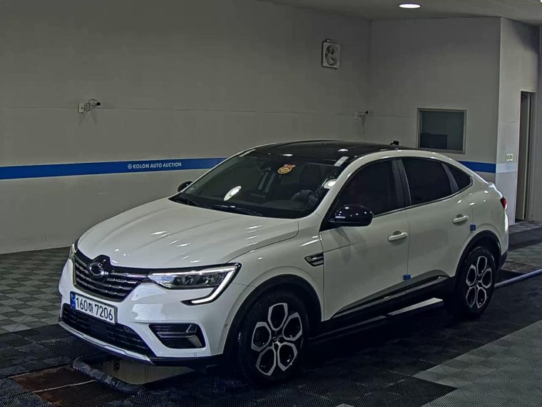 RENAULT (SAMSUNG) XM3 1.3 TCe RE SIGNATURE