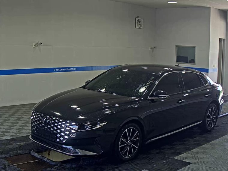 HYUNDAI THE NEW GRANDEUR IG GASOLINE 2.5 LE BLANC