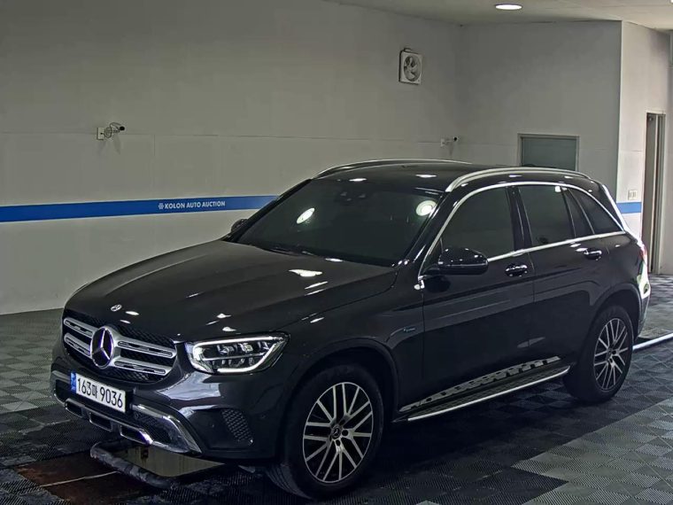 MERCEDES-BENZ GLC-CLASS GLC 300e 4MATIC