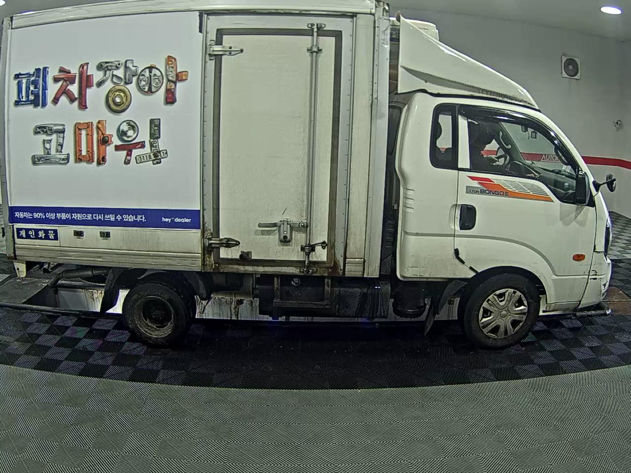 KIA BONGO III CARGO CRDi KING CAB EXTRA LONG WHEELBASE - фото 2