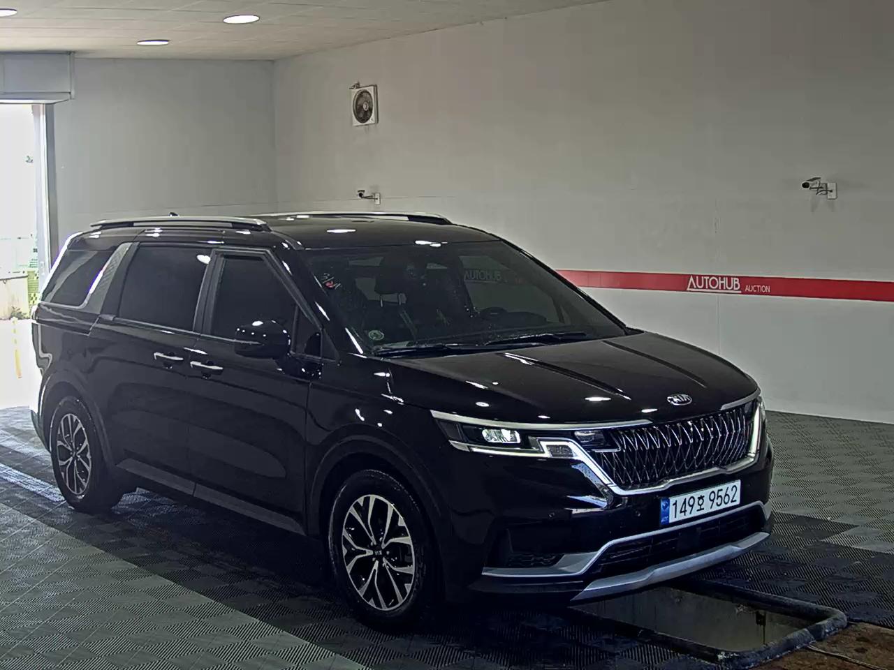 KIA NEW CARNIVAL (KA4) 9-SEATER DIESEL PRESTIGE - фото 1