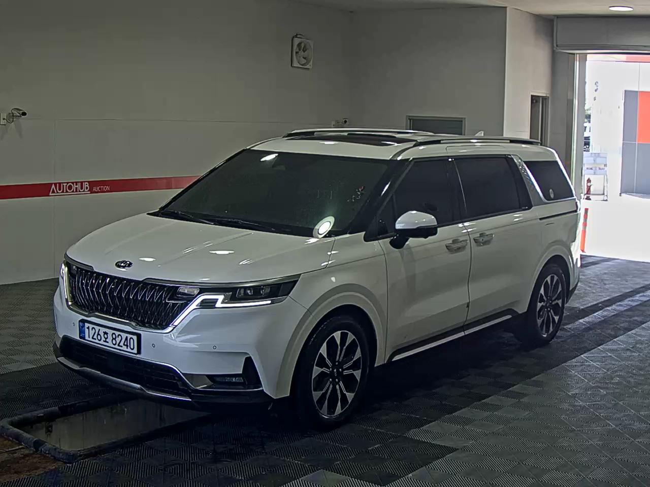 KIA NEW CARNIVAL (KA4) 9-SEATER DIESEL SIGNATURE - фото 0