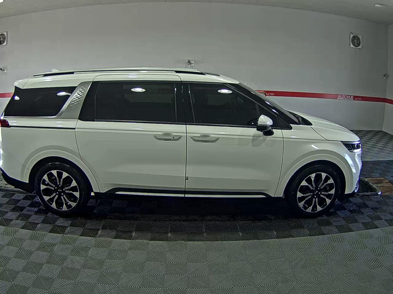 KIA NEW CARNIVAL (KA4) 9-SEATER DIESEL SIGNATURE - фото 2