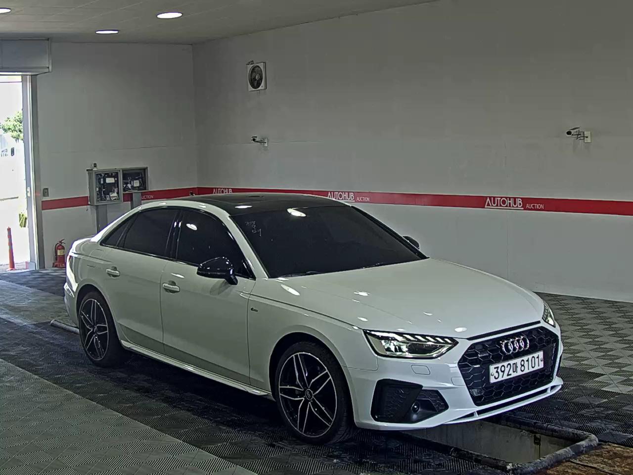 AUDI A4 (5TH GEN) 40 TDI QUATTRO PREMIUM - фото 1