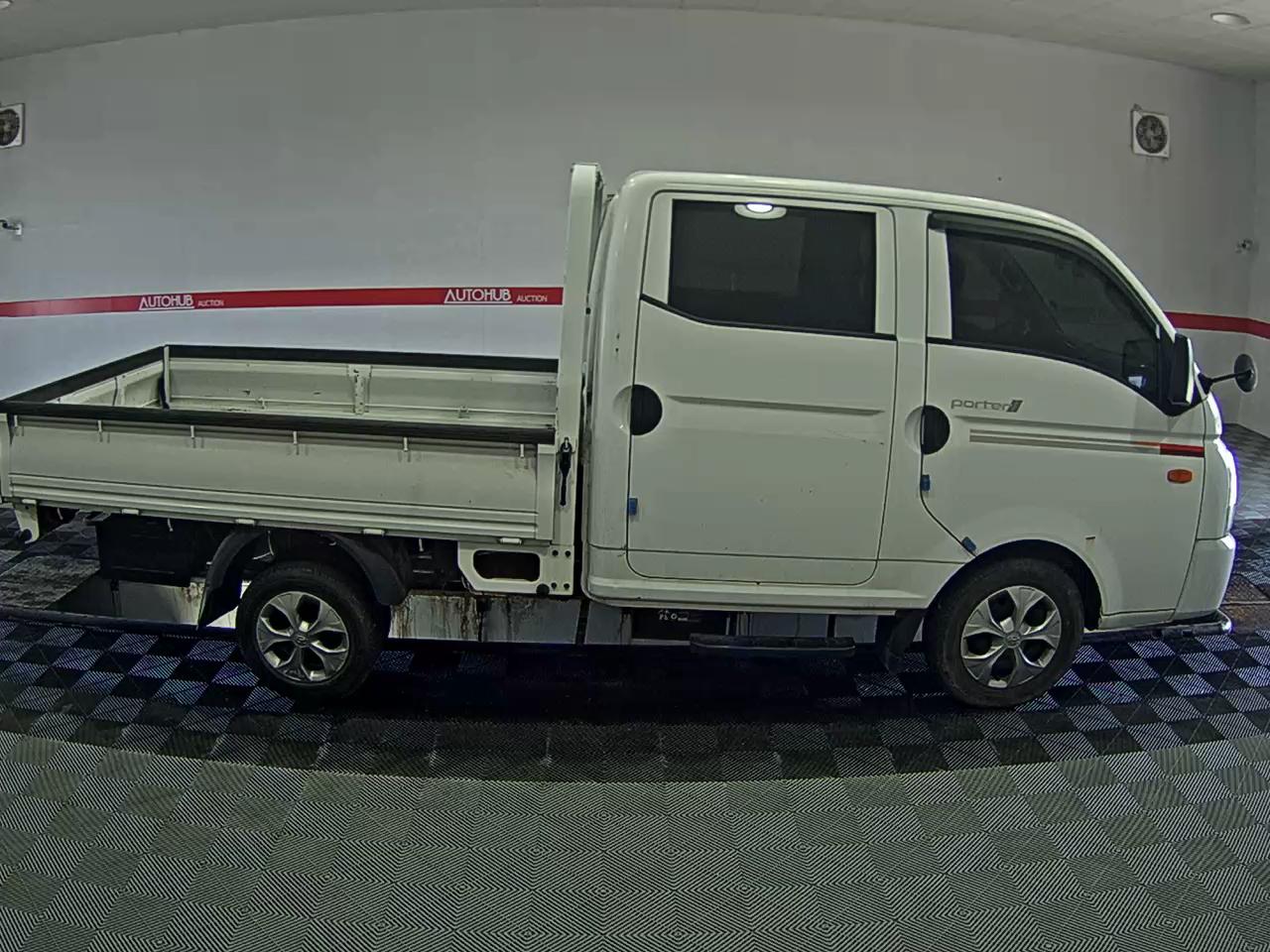 HYUNDAI PORTER II CRDi DOUBLE CAB EXTRA LONG WHEELBASE SMART - фото 2