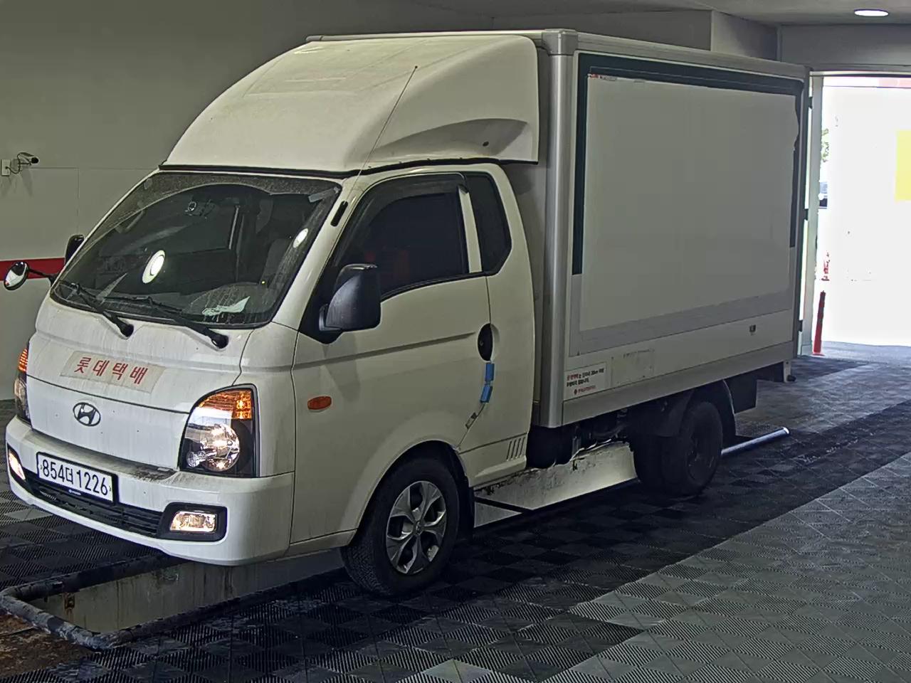 HYUNDAI PORTER II CRDi SUPER CAB EXTRA LONG WHEELBASE SMART - фото 0