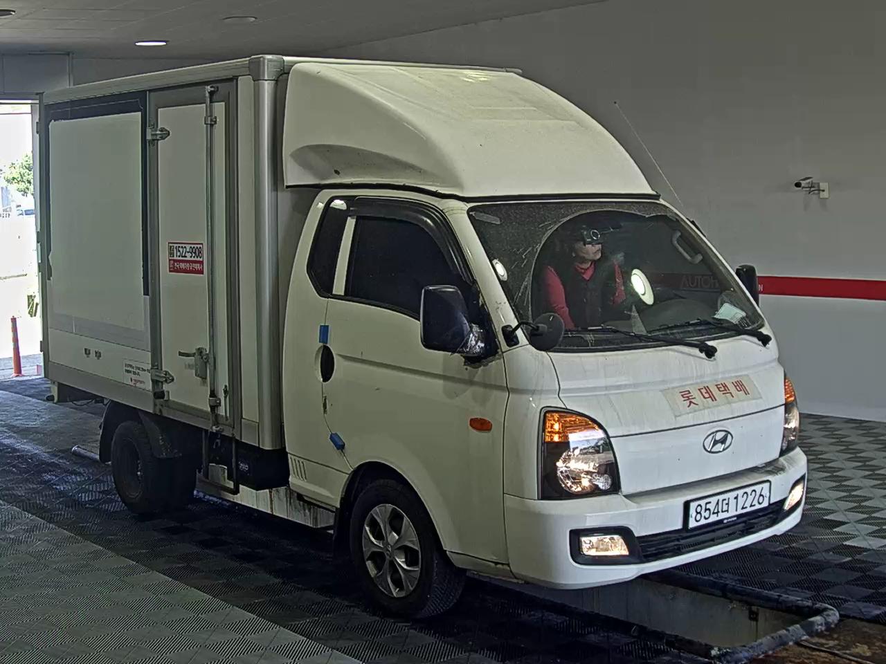 HYUNDAI PORTER II CRDi SUPER CAB EXTRA LONG WHEELBASE SMART - фото 1