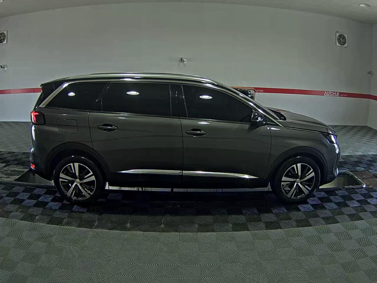 PEUGEOT 5008 (2ND GEN) 1.5 BlueHDi ALLURE - фото 2
