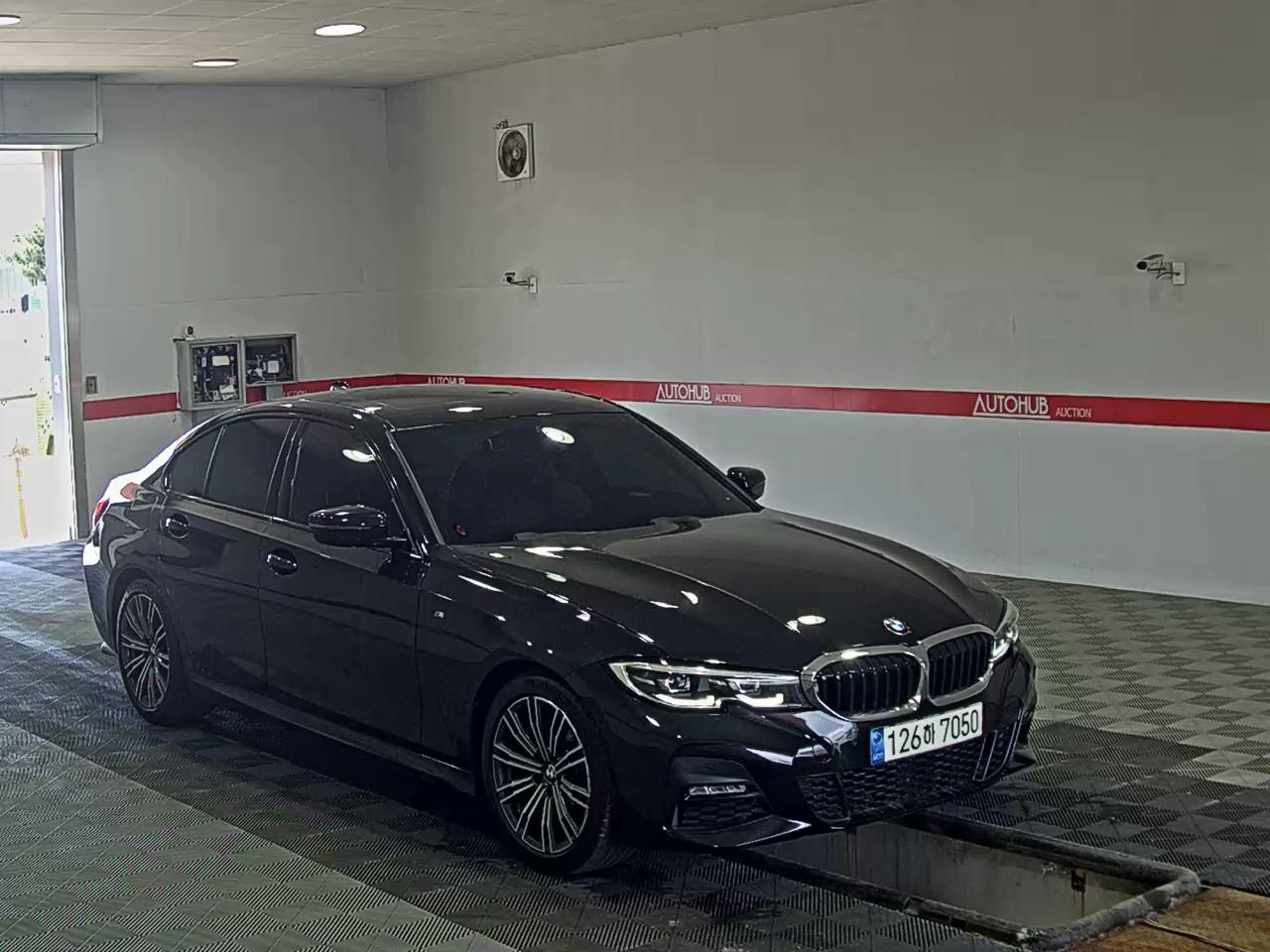 BMW 3 SERIES (7TH GEN) 320i M SPORT PACK - фото 1