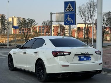 Maserati Ghibli 3.0T Standard — фото 4