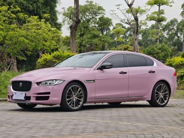 Jaguar XEL 2018, фото 1