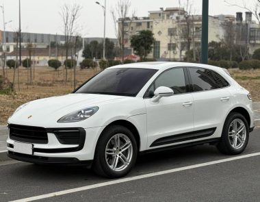 Porsche Macan 2023, фото 1
