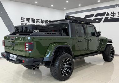 Jeep Gladiator 3.6L Overland — фото 4
