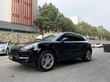 Porsche Macan 2018, фото 1