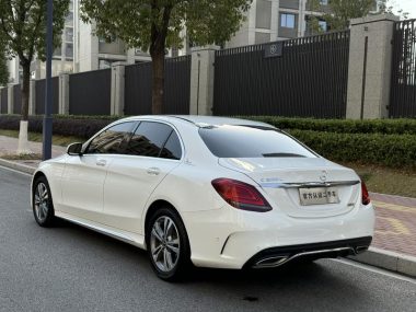 Mercedes-Benz C-Class C 200 L Fashion Sport — фото 4