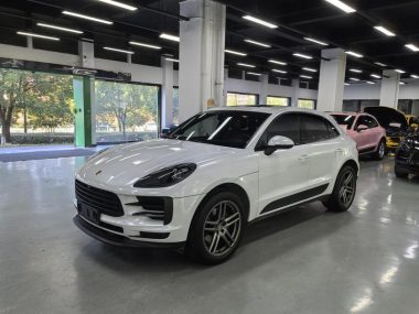 Porsche Macan 2019, фото 1